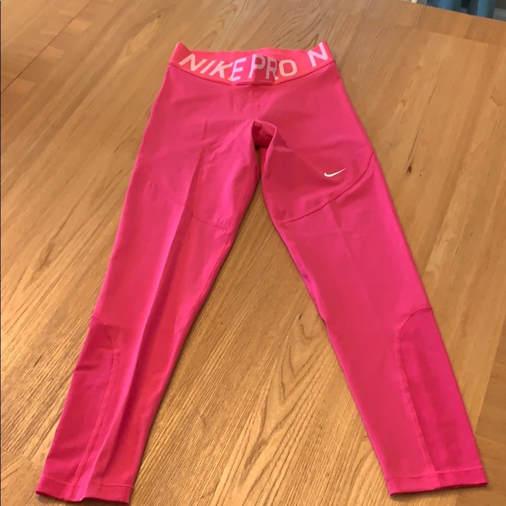 Nike Pro High Waisted Leggings